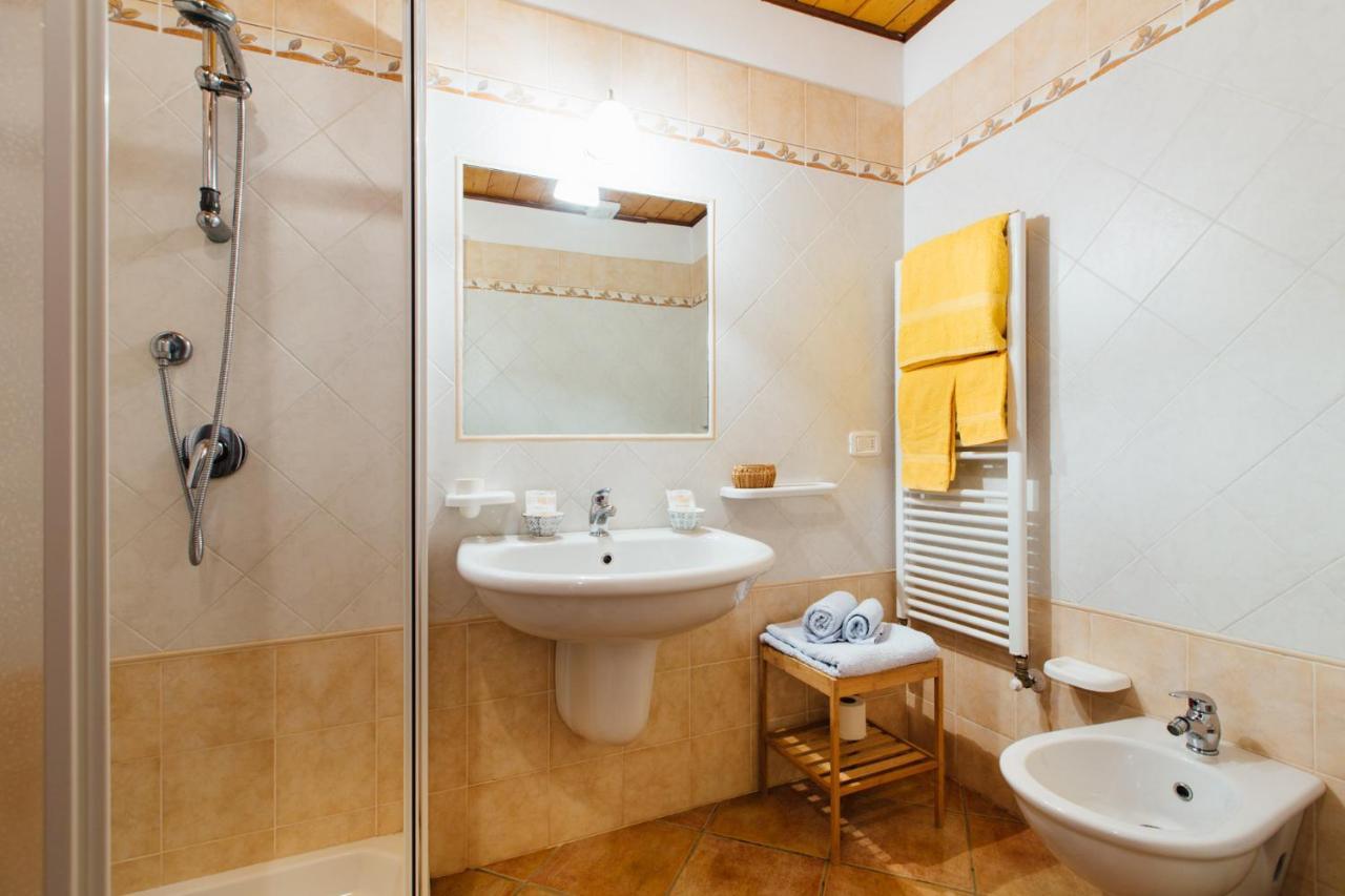 Agriturismo La Sorgente Фонтебланда Екстериор снимка