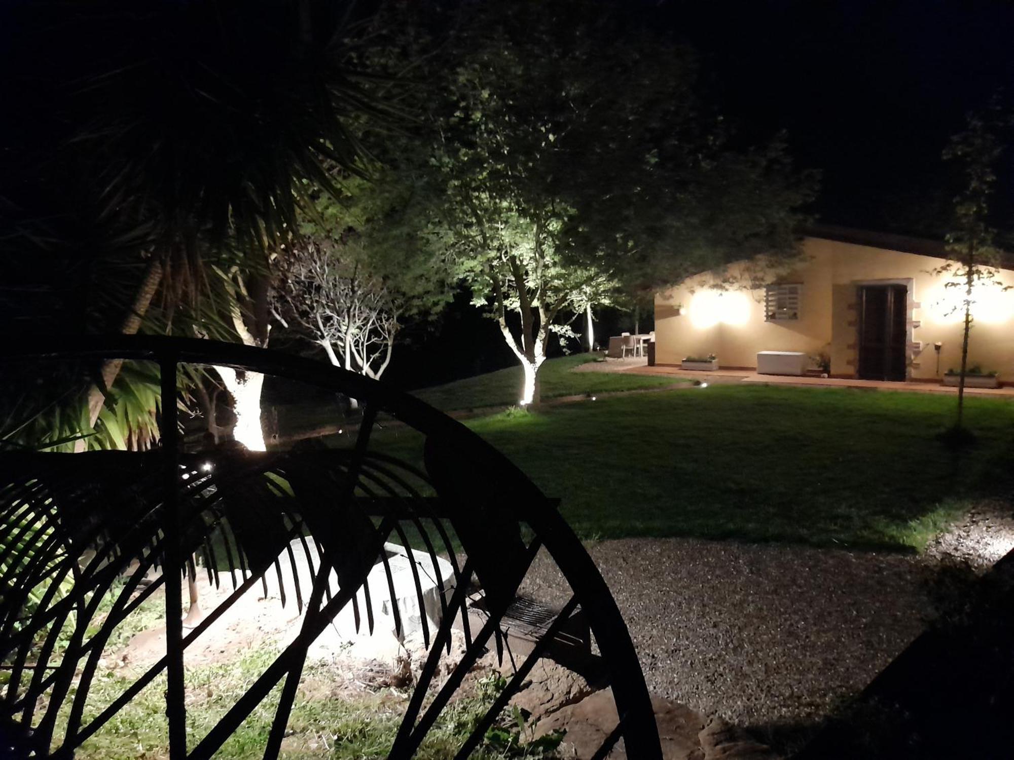 Agriturismo La Sorgente Фонтебланда Екстериор снимка
